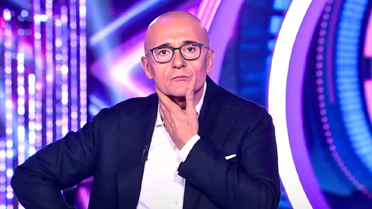 grande fratello protesta pubblico