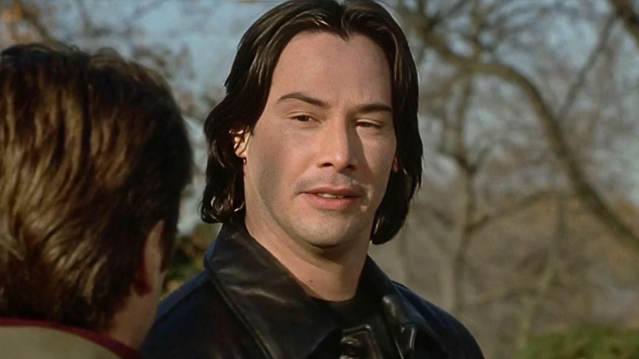 keanu reeves in una scena del film