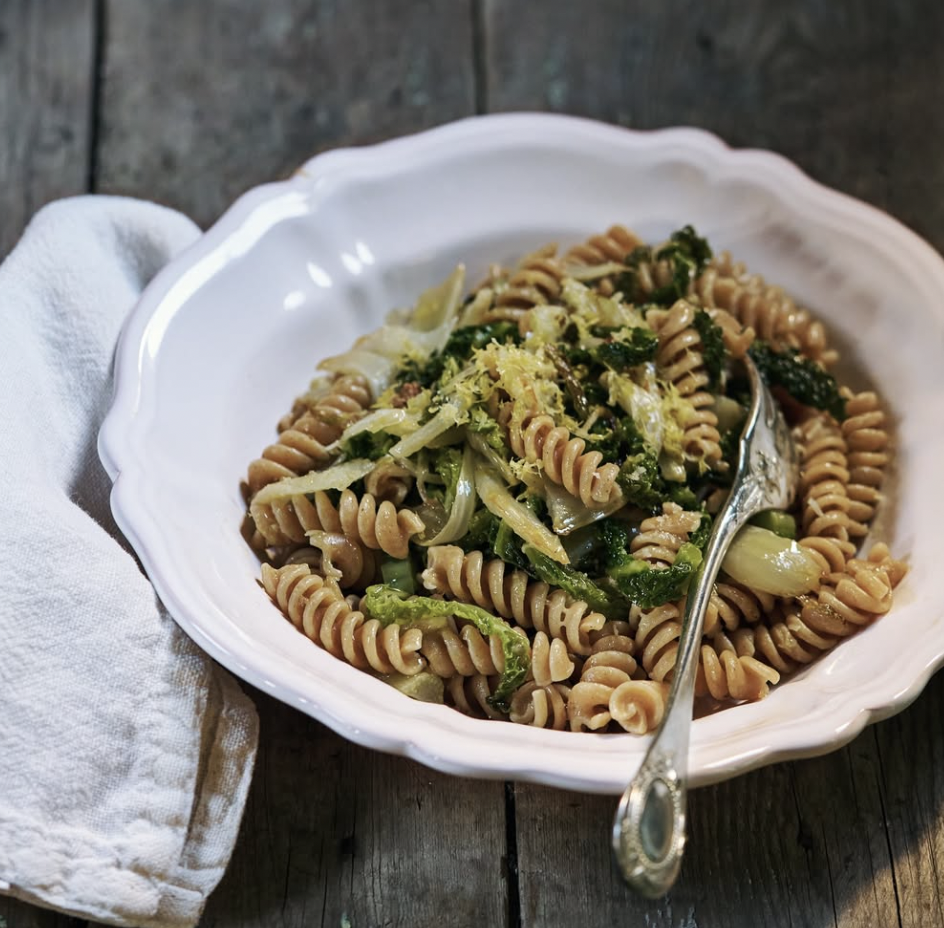 Pasta ai finocchi e verza