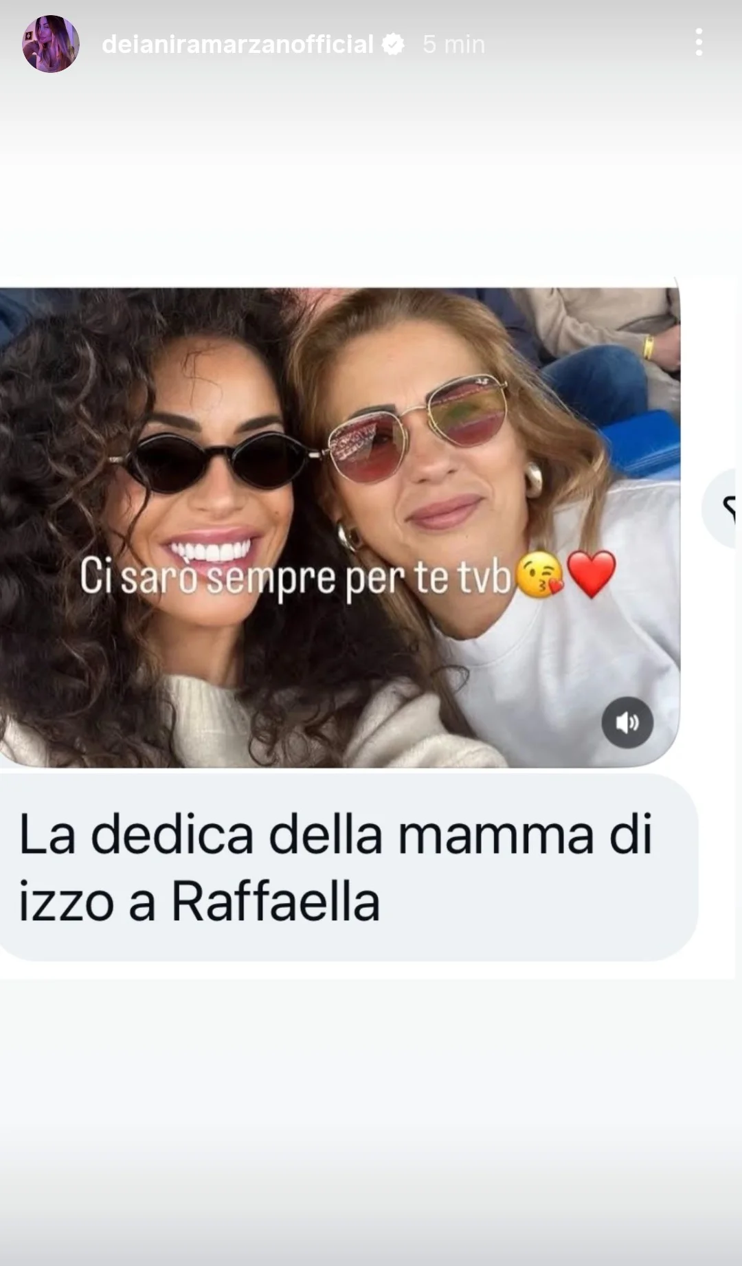 La dedica della madre di Armando Izzo a Raffaella Fico