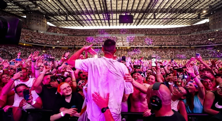San Siro Dance 2026, la notte magica di Gabry Ponte: reunion Eiffel 65, Jovanotti e Salmo fanno esplodere il Meazza