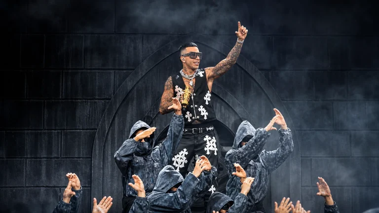 Sfera Ebbasta annuncia il Live Tour 2027: perché già ora e cosa cambia