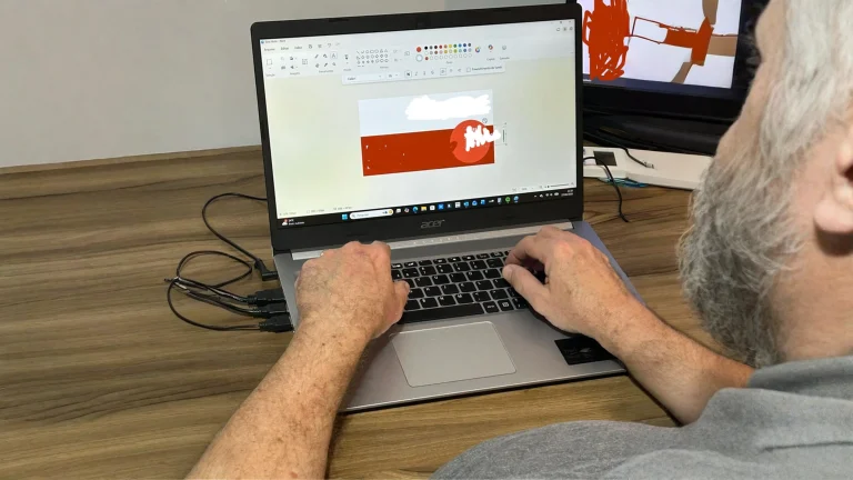 Biglietto da visita fatto in casa con Paint: cosa funziona davvero e come portarlo in stampa