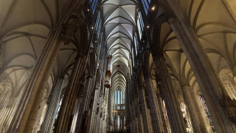 Duomo di Colonia: la storia del cantiere piu' lungo d'Europa, nato da un furto a Milano