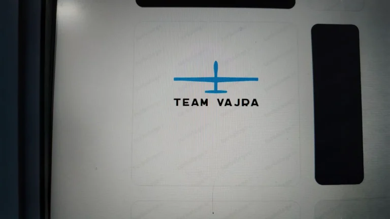 Come progettare un emblema per una squadra di volo: cosa insegna il logo Team Vajra